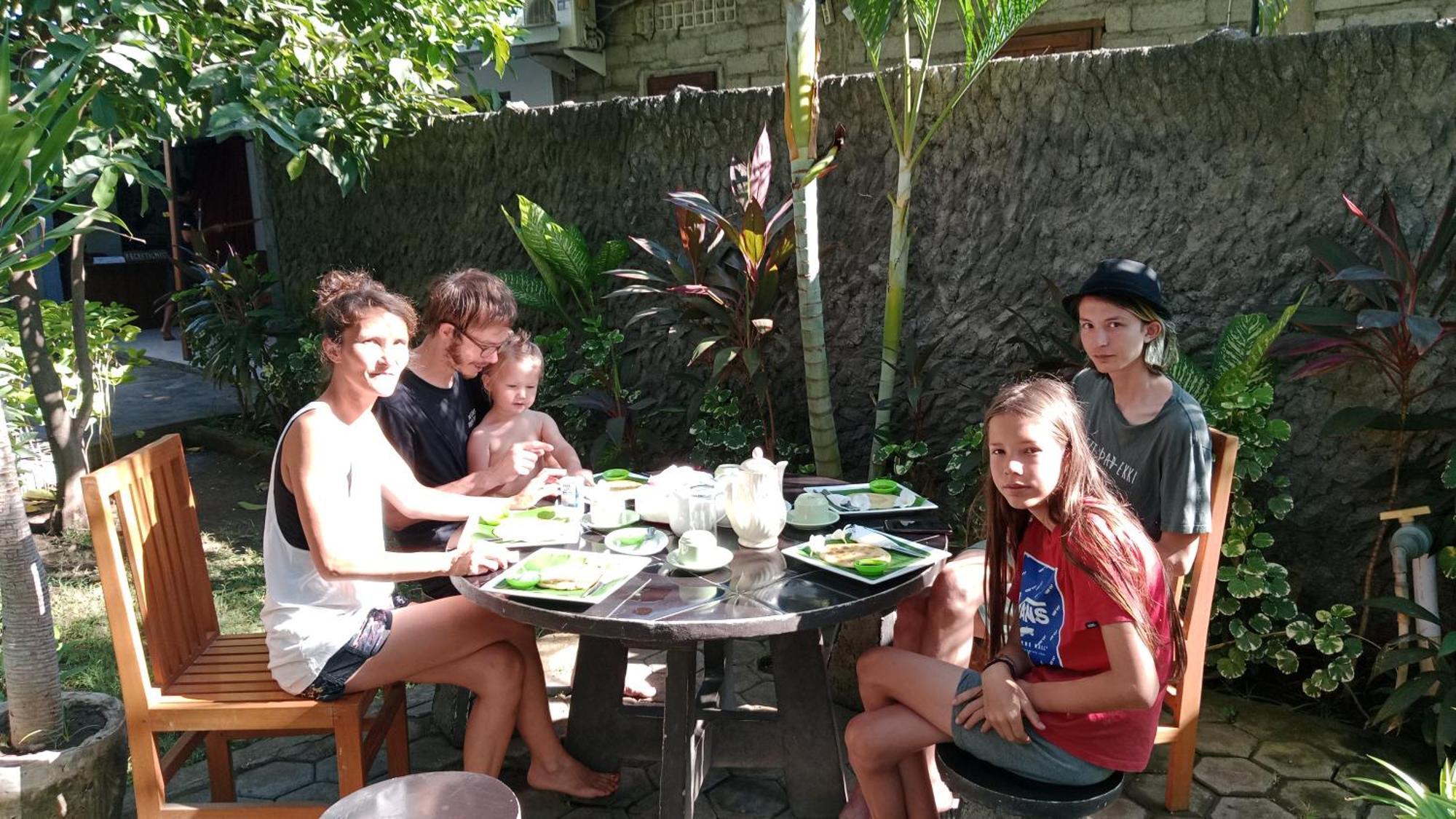 Van Santri Homestay Pemuteran Kültér fotó